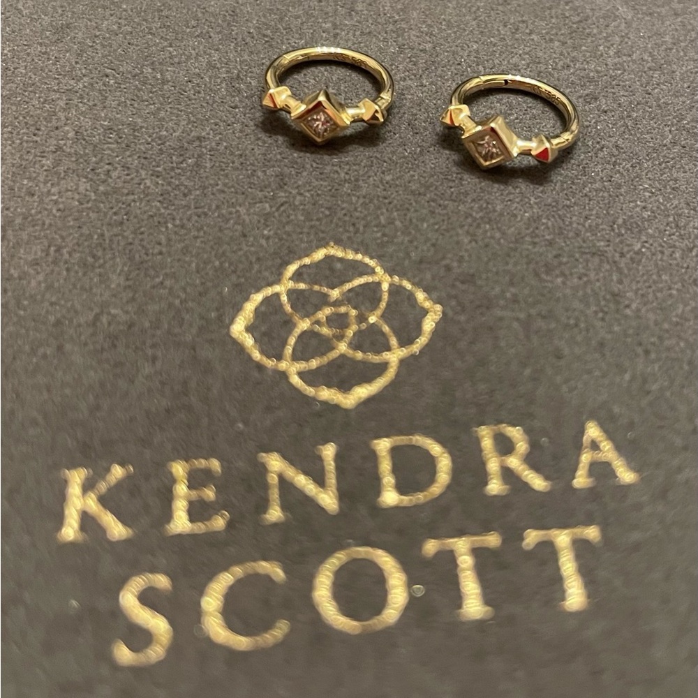 Kendra Scott fine jewelry 14k yellow gold Michelle Huggies 💖
